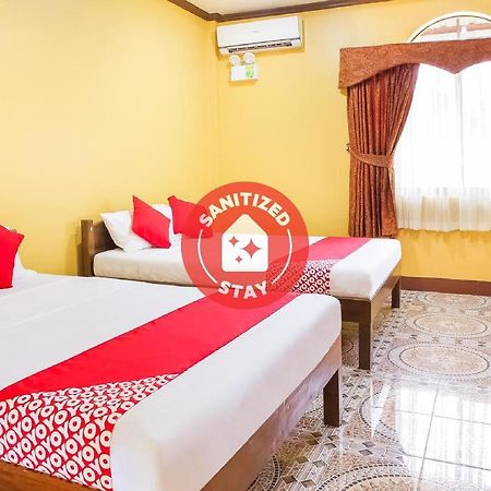 Oyo 422 Villa Emilia Pension House 邦劳 外观 照片