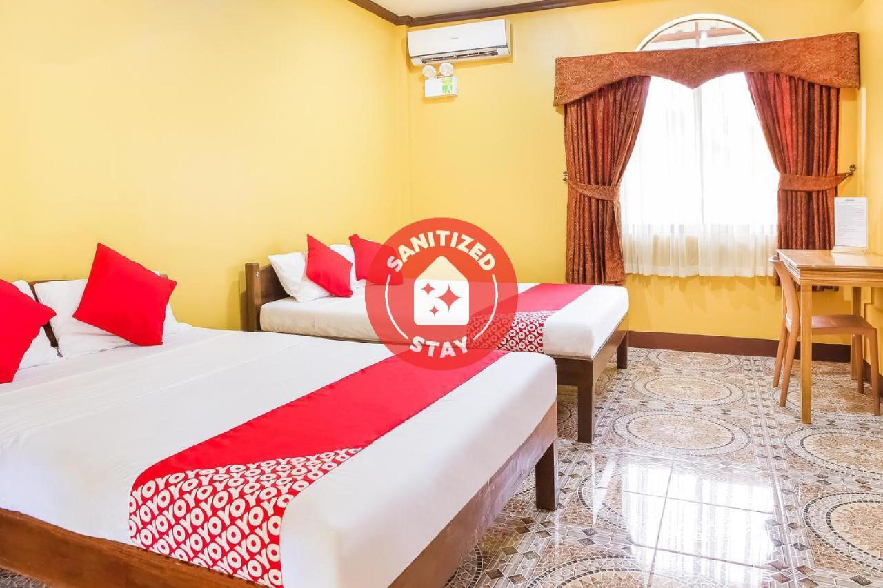 Oyo 422 Villa Emilia Pension House 邦劳 外观 照片