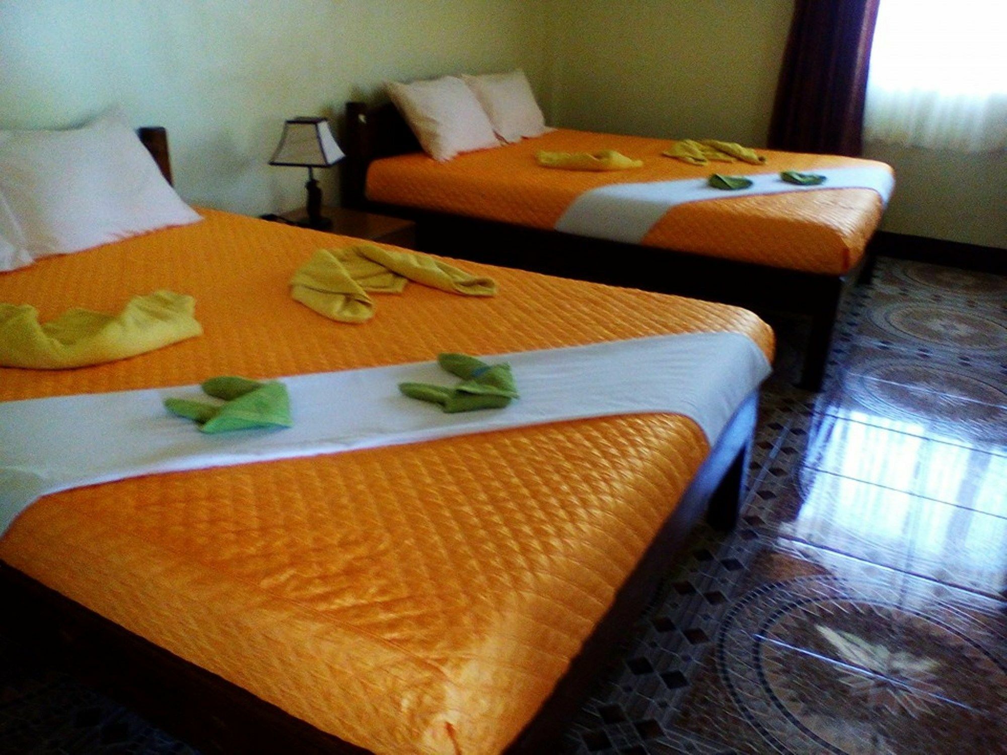 Oyo 422 Villa Emilia Pension House 邦劳 外观 照片