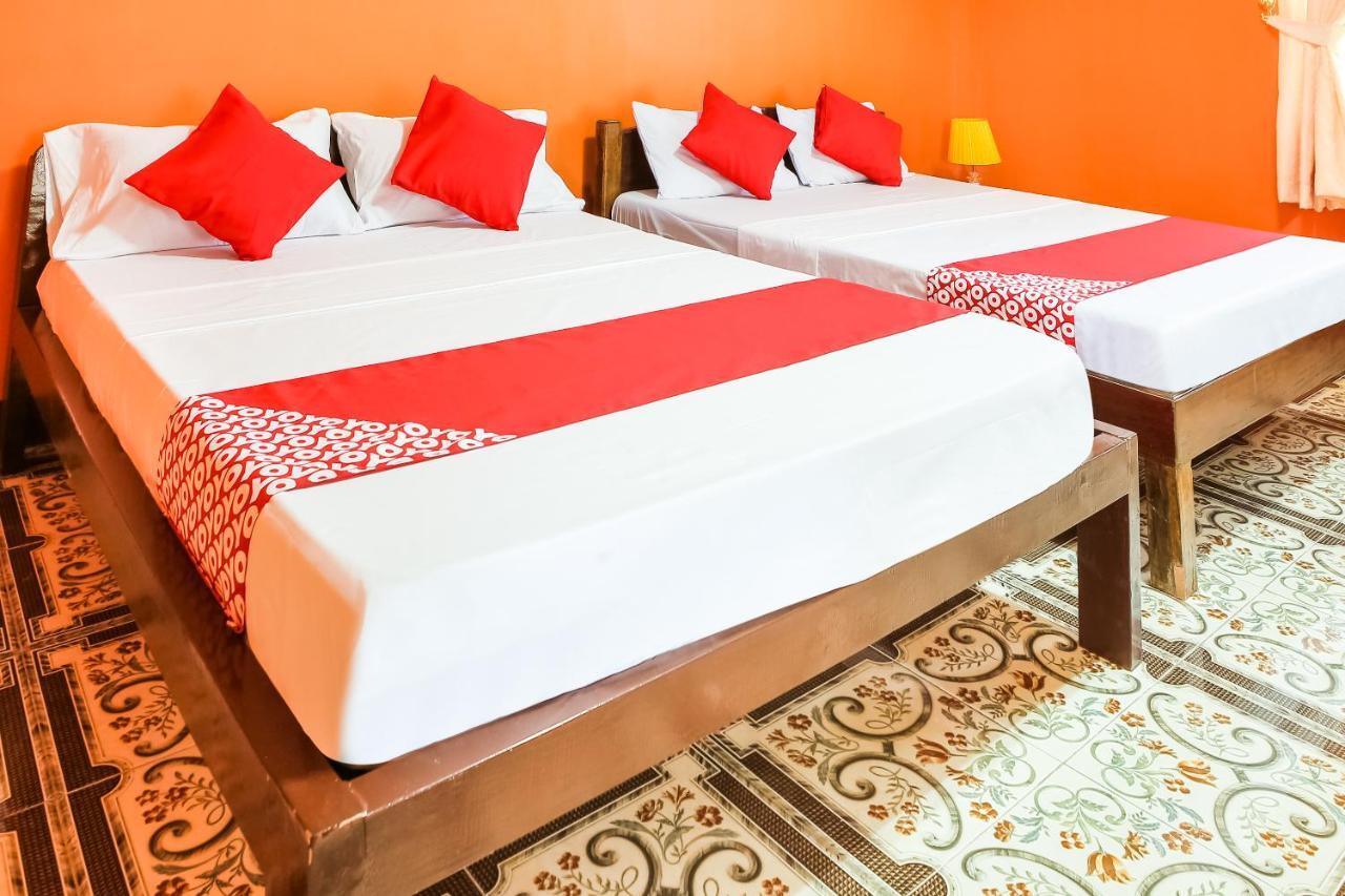 Oyo 422 Villa Emilia Pension House 邦劳 外观 照片