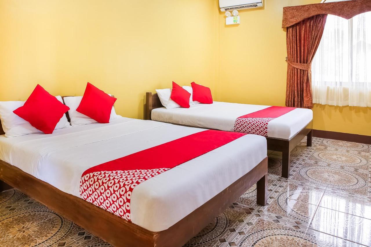 Oyo 422 Villa Emilia Pension House 邦劳 外观 照片